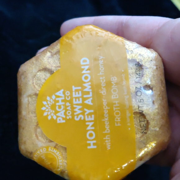 Froth bombs by PACHA soap co. Set of three, new in wrap! - Picture 8 of 10